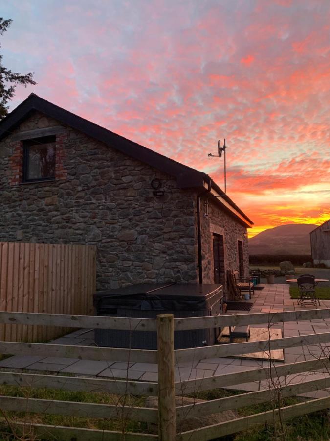 Chic Cottage Near Elan Valley And Builth Wells Llanwrthwl Buitenkant foto